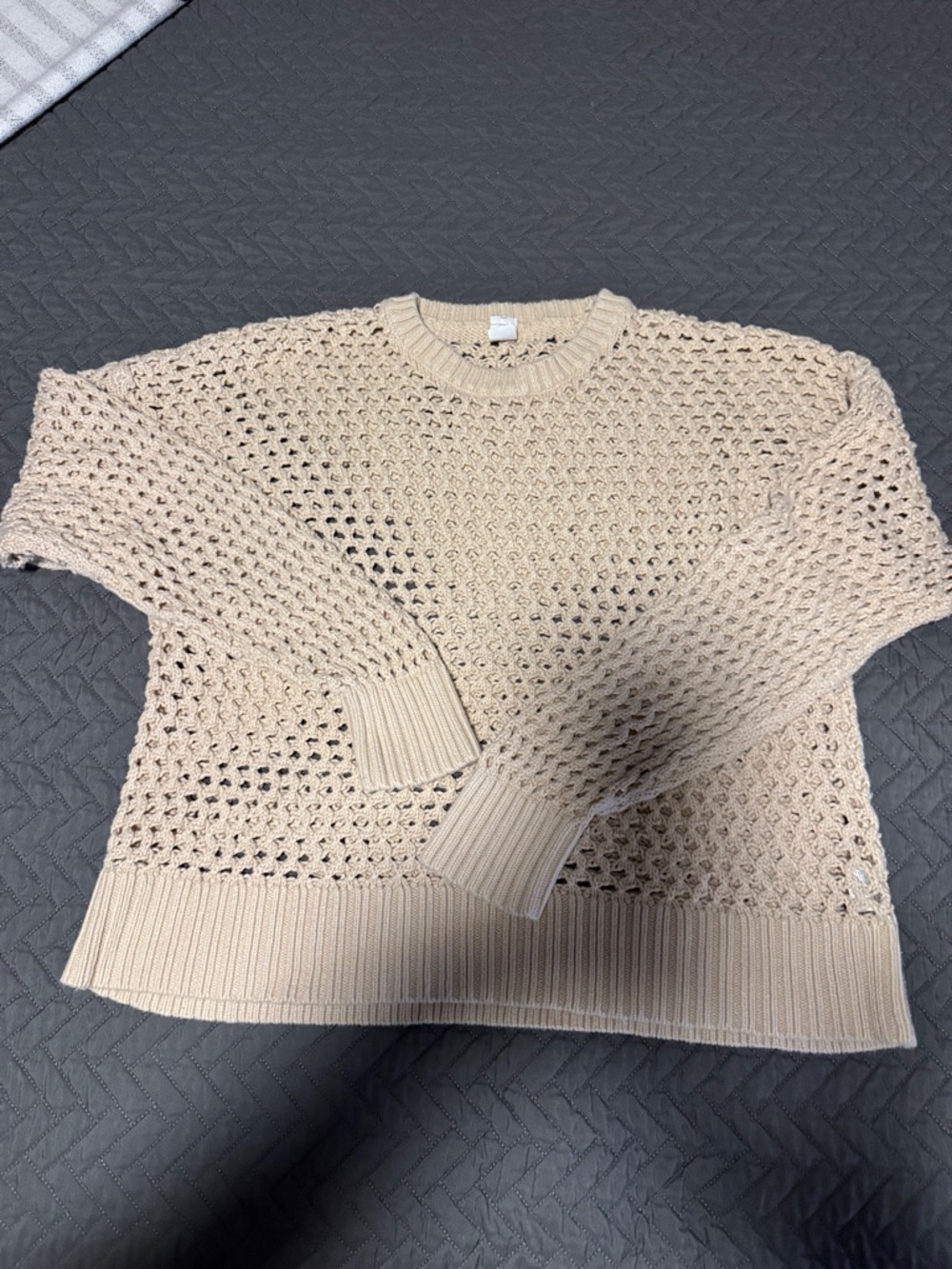 Old Navy Open-Weave Crewneck Sweater in Cream